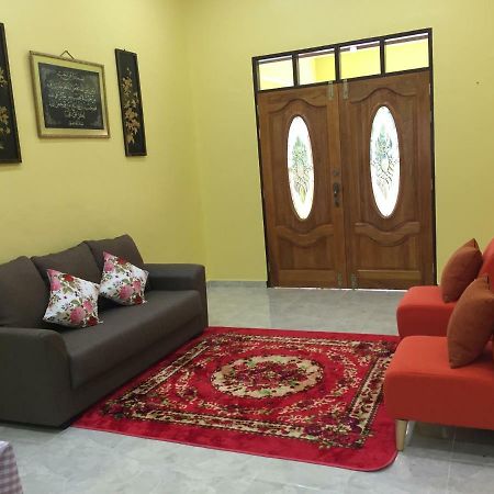 Homestay Talina كُوالا تيرينغانو المظهر الخارجي الصورة